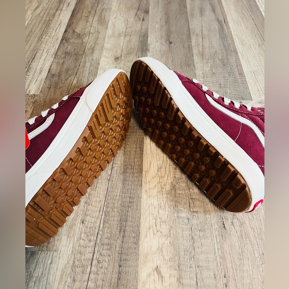 Vans MTE Womens 7 - Juniors 6 - Picture 2 of 8